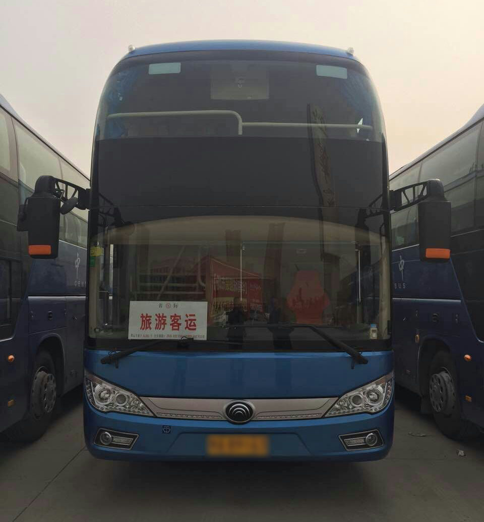 旅游客運(yùn)大巴